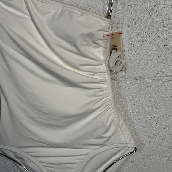 Michael Kors One-Shoulder Underwire One-Piece Swimsuit  white 4 MSRP $102 - Picture 4 of 11